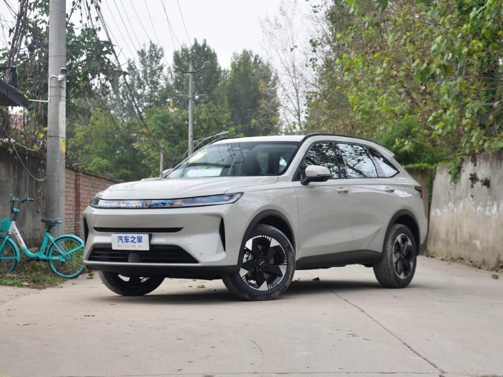 Haval H6L 2026: тест-драйв большого пятиместного SUV за 100 тысяч юаней
