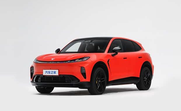 Arcfox Alpha T7 — передняя часть кузова