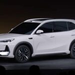 Новый Geely Galaxy E5 на китайском рынке
