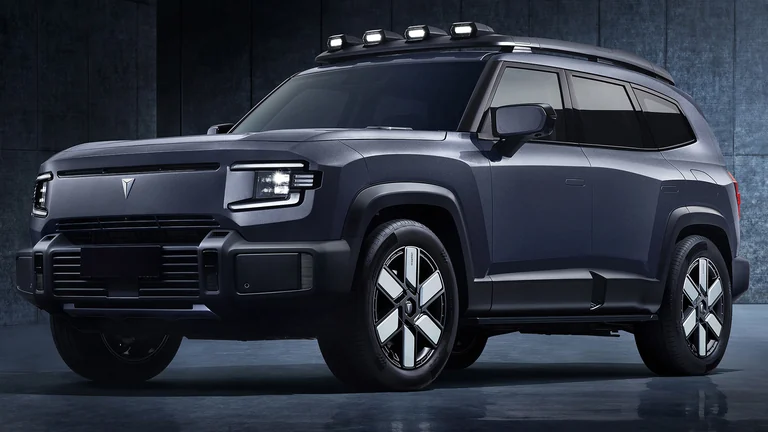 DEEPAL G318 — крупный полноприводный гибридный SUV