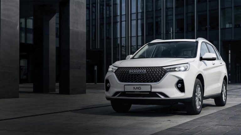 HAVAL M6 — семейный кроссовер
