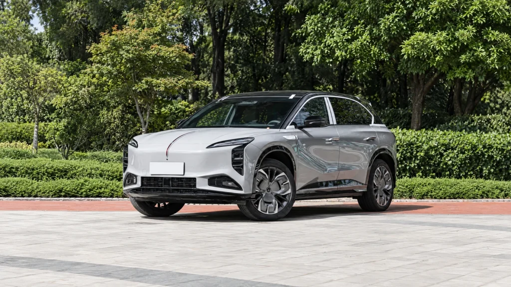 Hongqi Tiangong 08 620 AWD Ultra вышел в Китае по цене 237 900 юаней