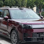 Lynk & Co 900L с обновлённой передней частью