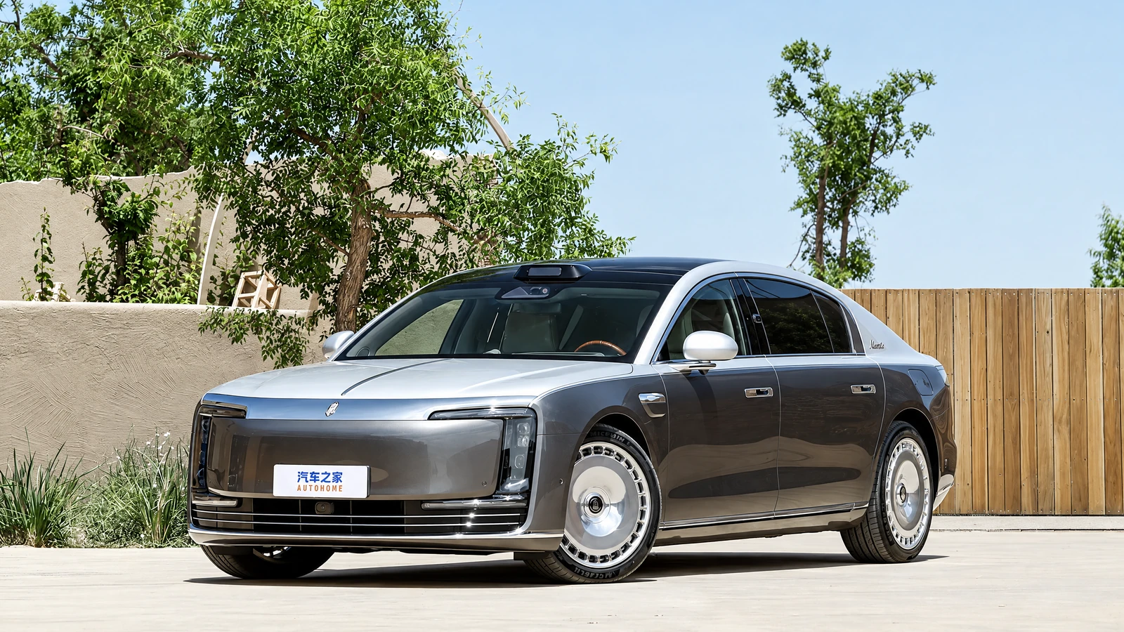 Stelato S800 с обновлением кронштейна педали тормоза
