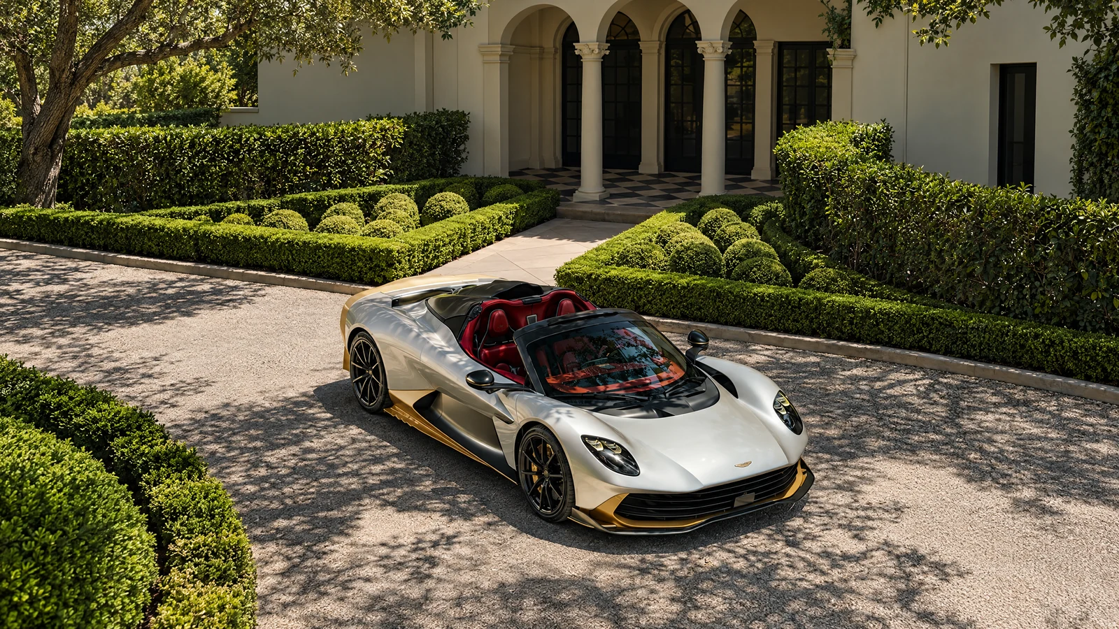 Aston Martin Valhalla Spider спереди с открытой крышей